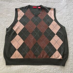 Izod V-Neck Argyle Sweater Vest - Brown and Tan